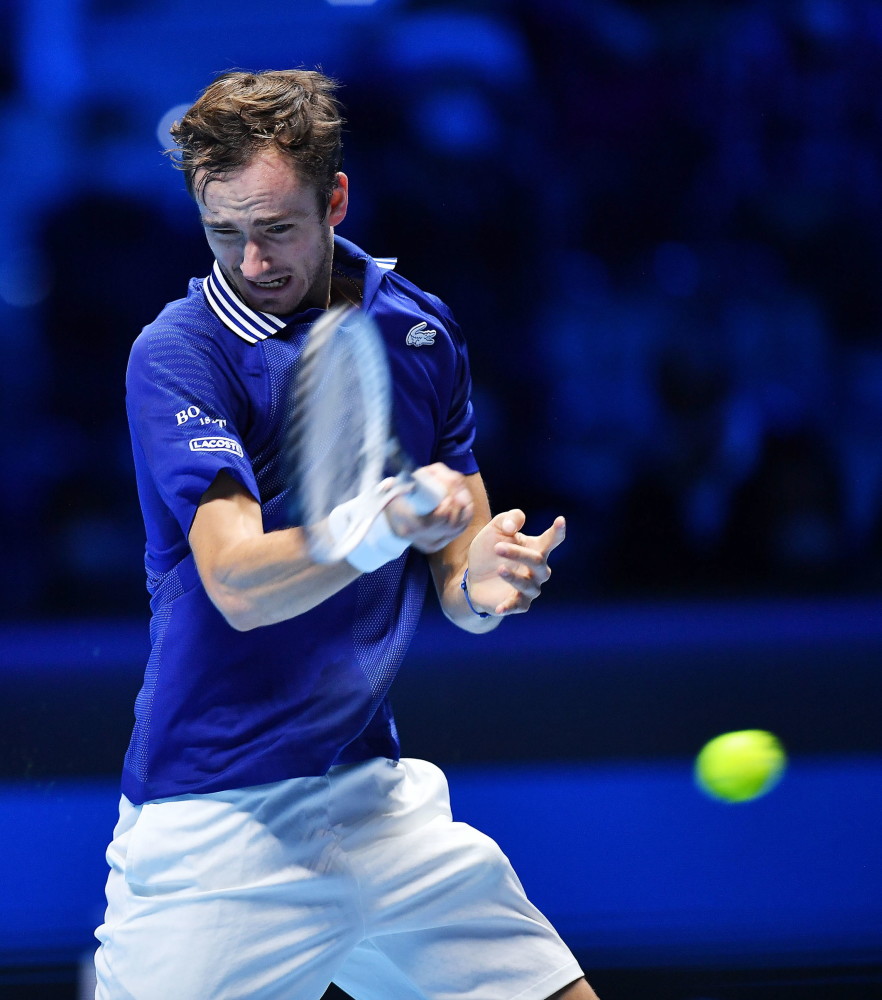 联合杯横扫ATP总决赛，梅德韦杰夫点燃赛场