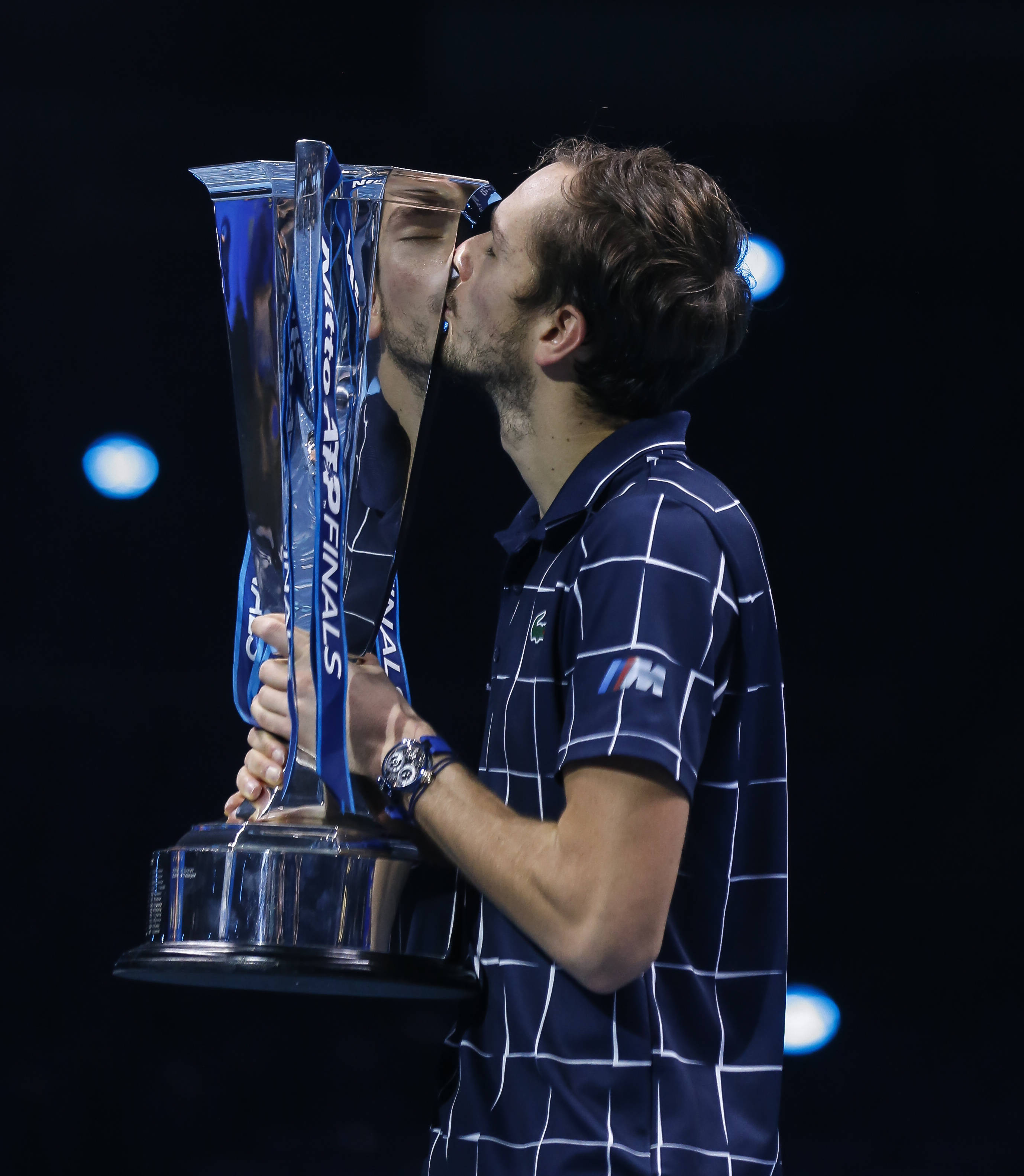 拉沃尔杯轻取ATP总决赛,梅德韦杰夫点燃赛场 拉沃尔杯轻取ATP总决赛,梅德韦杰夫点燃赛场